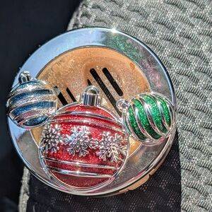 Bath & Body Works Ornaments Car Vent/Visor Clip (New)